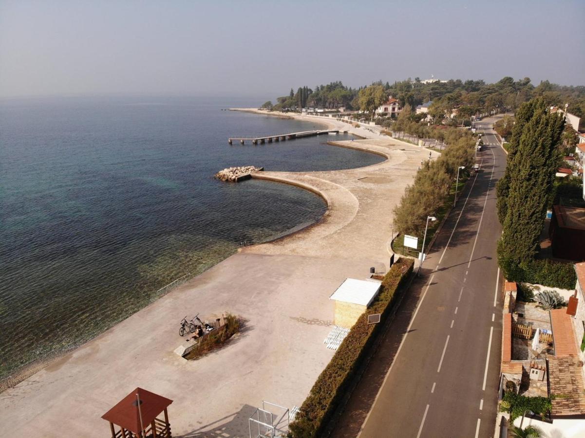Apartment A4 Ines Near Beach โปเรช ภายนอก รูปภาพ